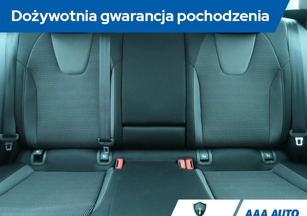 Skoda Octavia cena 73000 przebieg: 149961, rok produkcji 2020 z Ślesin małe 172